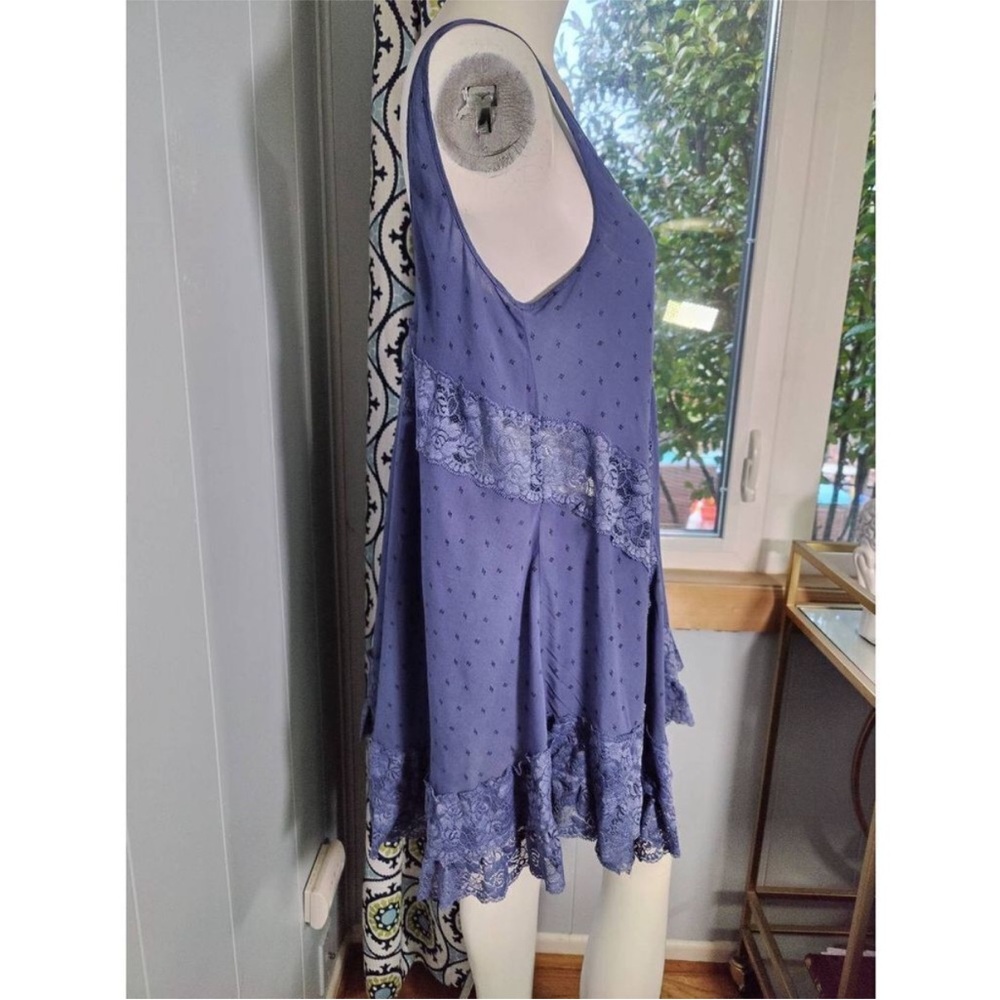 Free People Intimately blue, oversized, lace embellished, sleeveless shift - Picture 3 of 4